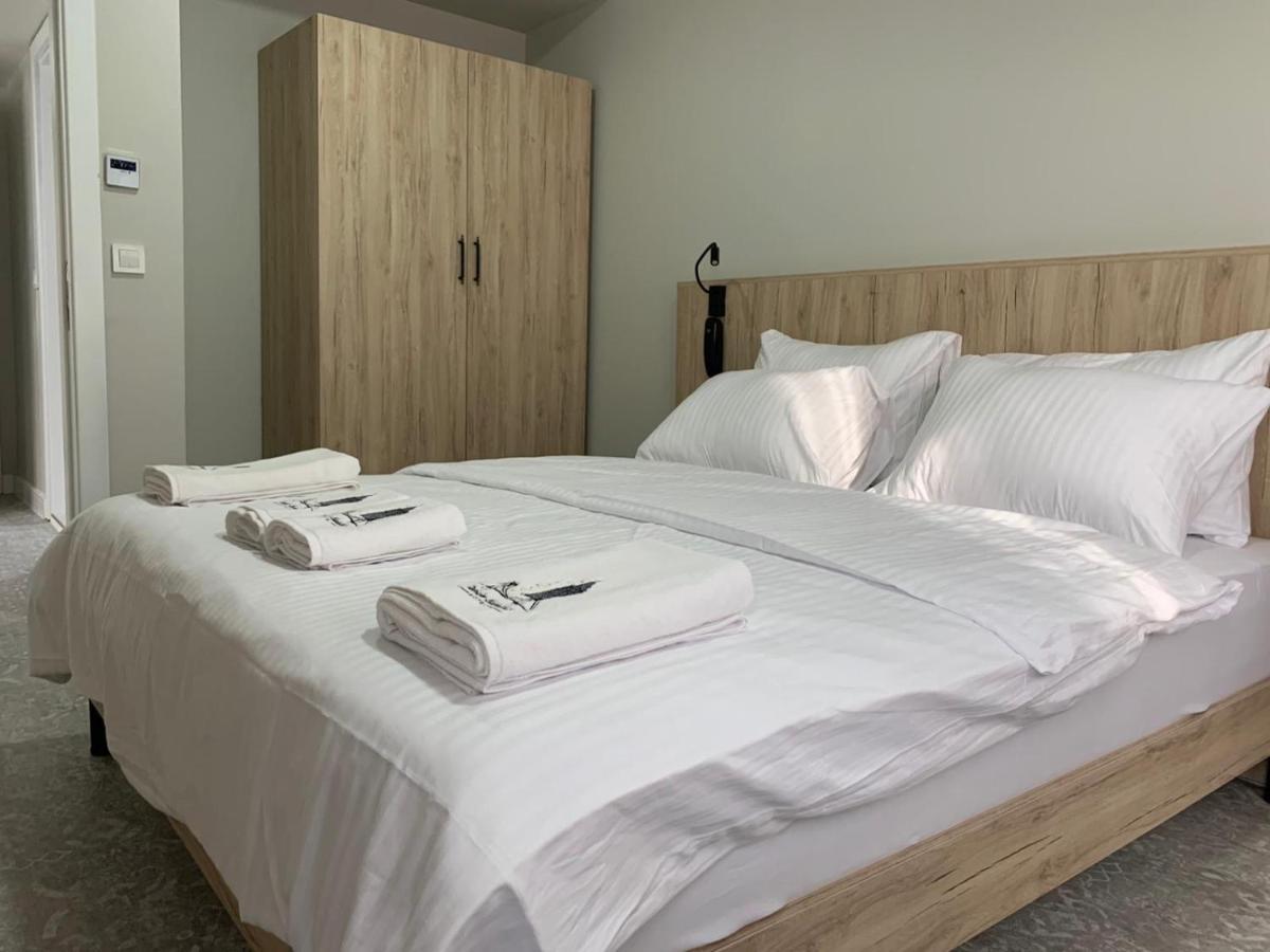 Taksim Galatist Hotel Istanbul Bagian luar foto