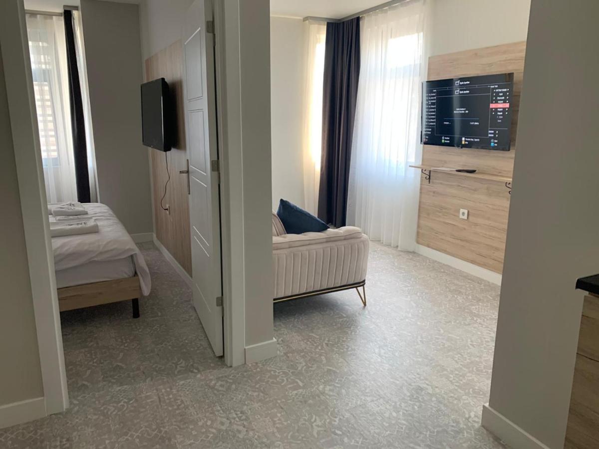 Taksim Galatist Hotel Istanbul Bagian luar foto