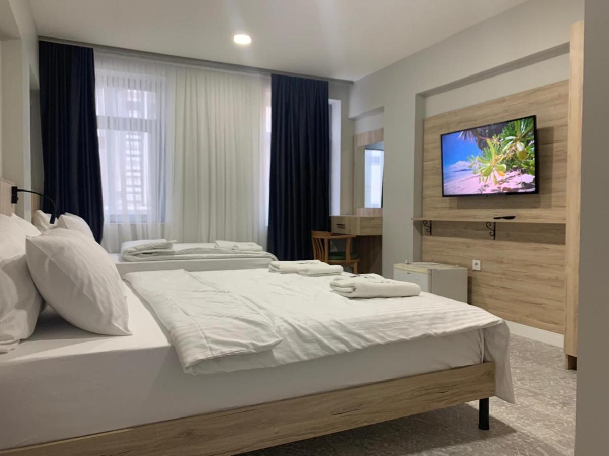 Taksim Galatist Hotel Istanbul Bagian luar foto