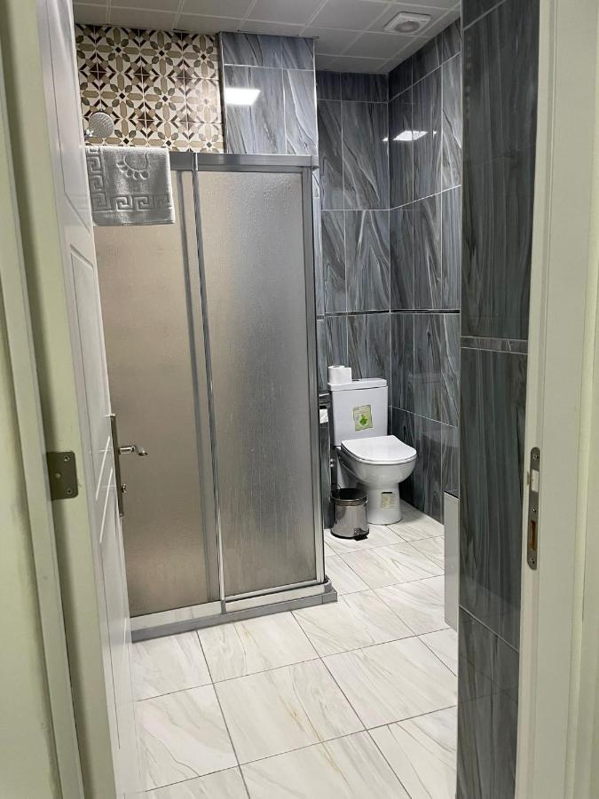 Taksim Galatist Hotel Istanbul Bagian luar foto