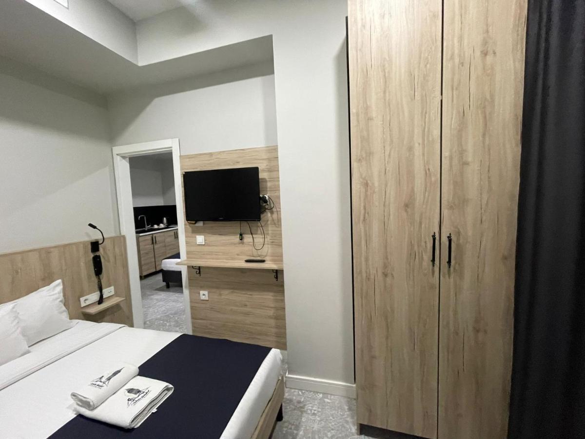 Taksim Galatist Hotel Istanbul Bagian luar foto